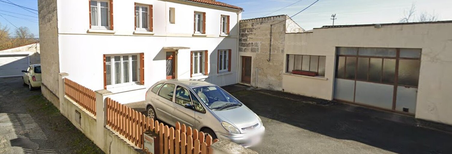Maison 4 Pièces 105 m² à vendre à Saintes (17100)