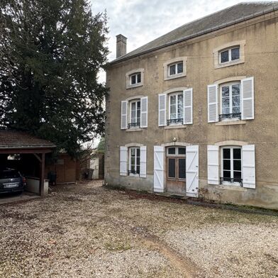Maison 10 pièces 325000 €