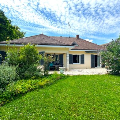 Maison 8 pièces 349000 €