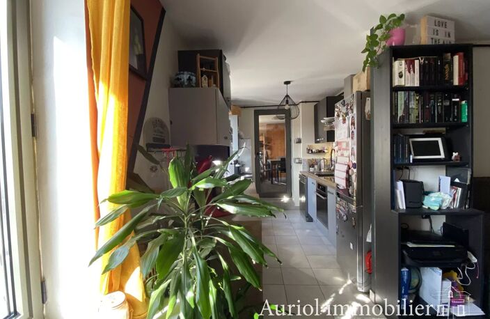 GEMENOS - T3 - Terrasse / Garage — photo 5