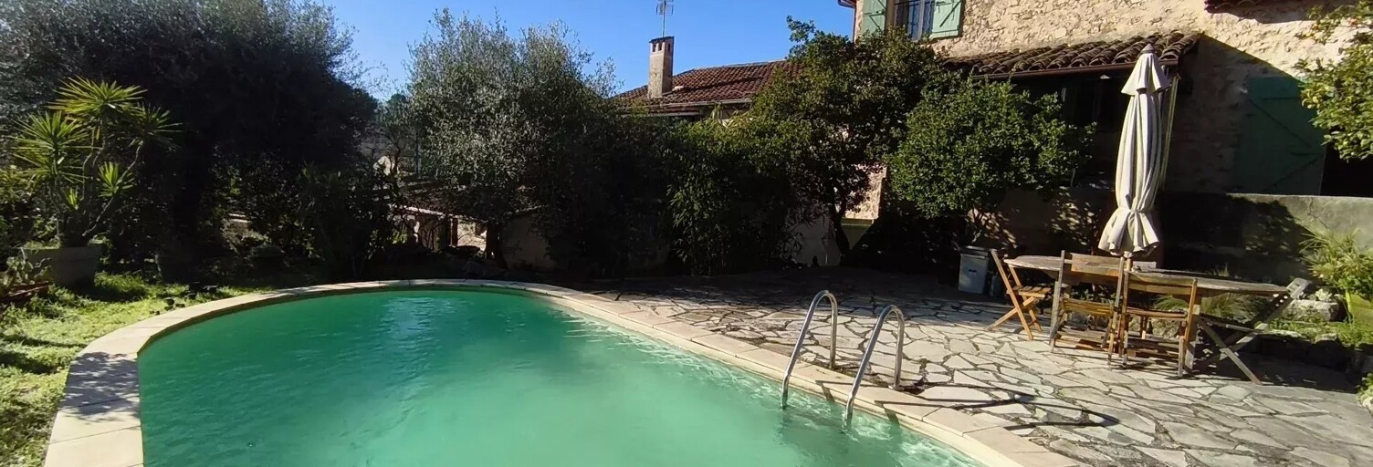 Maison 4 Pièces 101 m² à vendre à Le Rouret (06650)