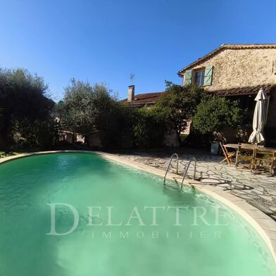 Maison 4 pièces 599000 €