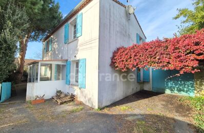 vente maison 296 500 € à proximité de Royan (17200)