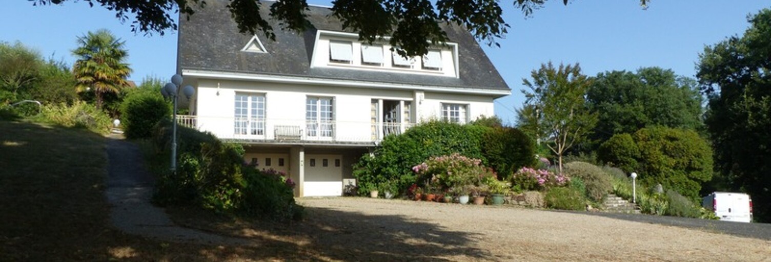 Maison 10 Pièces 196 m² à vendre à Saint-Loup-Lamairé (79600)