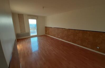 location appartement 540 € CC /mois à proximité de Saint-Martin-sur-le-Pré (51520)