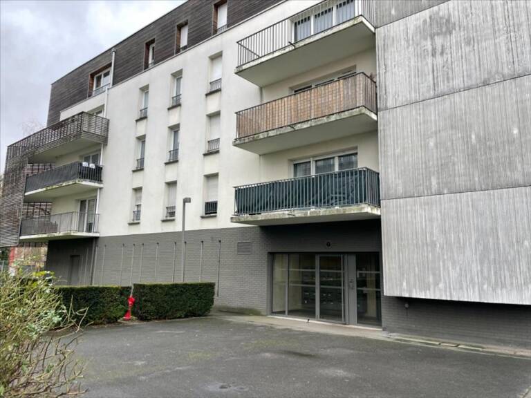TOURCOING - Pont Hydraulique limite MOUVAUX - Type 2 avec balcon — photo 1