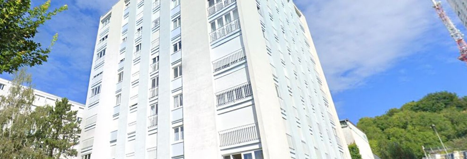 Garage   m² à louer à Le Havre (76600)