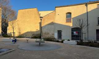 Commerce 4 Pièces 166 m² à vendre à Bernis (30620)