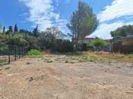TERRAIN VIABILISE DE  400 M² PISCINABLE ET LIBRE CONSTRUCTEUR — photo 2