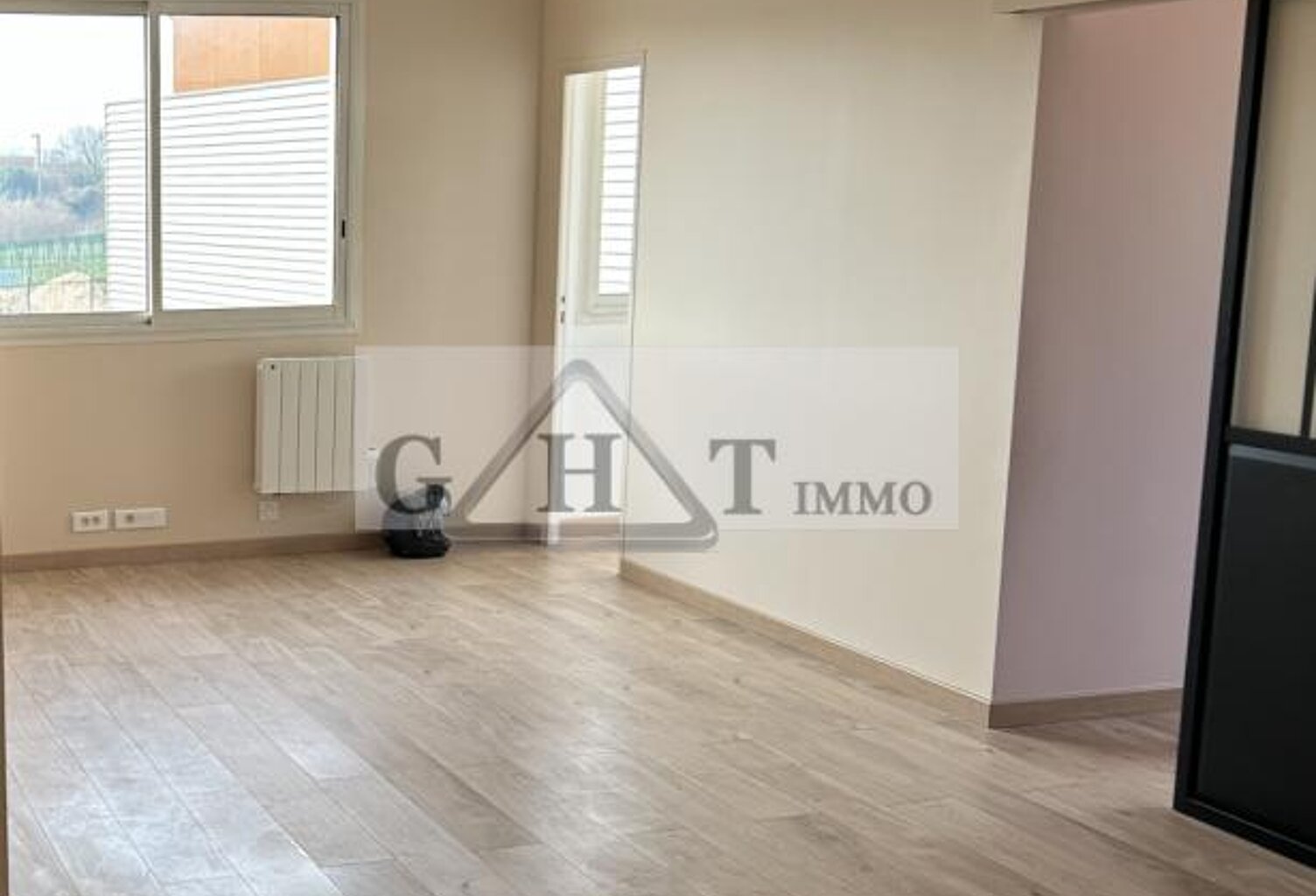 BUREAUX A LOUER A DEUIL LA BARRE — photo 1