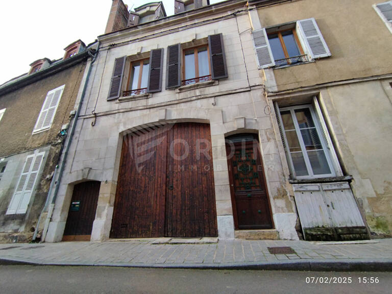 Maison de Ville Charmante au Coeur du Centre Historique d'Auxerre (89) pour 186m² — photo 1