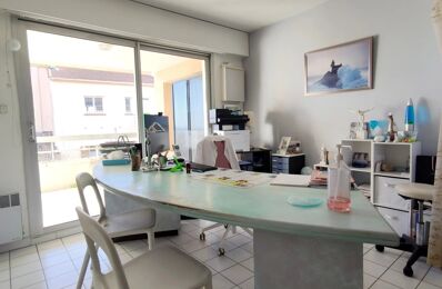 bureau 3 pièces 58 m2 à vendre à Bormes-les-Mimosas (83230)