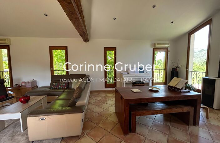 EXCLUSIVITÉ - MAISON DE TYPE 5/6 DE 237 M² SUR 1 958 M² AVEC DOUBLE GARAGE DE 54 M² PROCHE DIGNE — photo 2