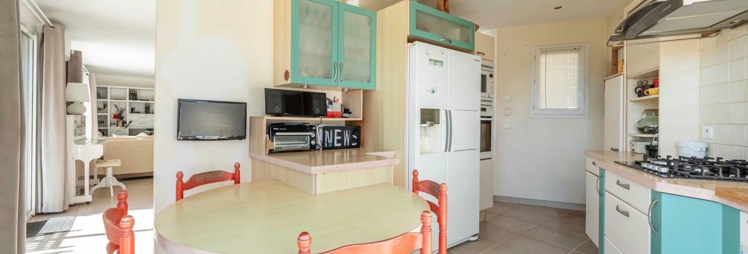 Maison 5 Pièces 143 m² à vendre à Saint-Gilles (30800)