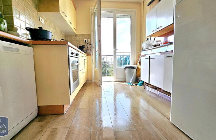Vente appartement 3 pièces 61 m² Châteauroux (36000) — photo 2