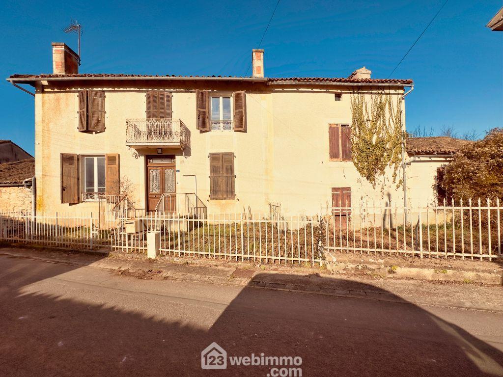 Maison - 191.2m² - Valence-en-Poitou
