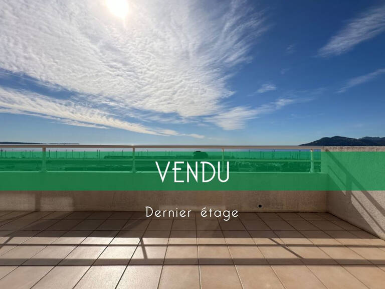 Dernier étage et vue mer panoramique pour ce vaste 3 pièces — photo 1