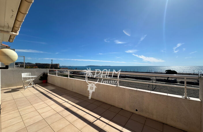 Dernier étage et vue mer panoramique pour ce vaste 3 pièces — photo 2