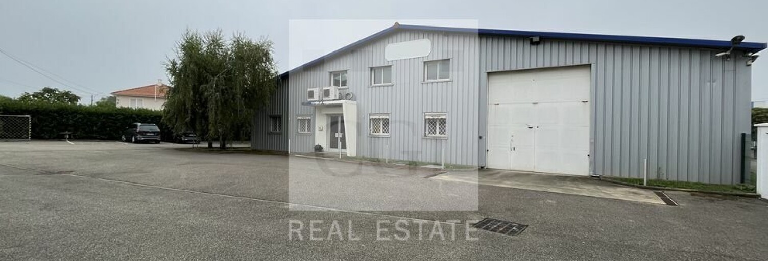 Commerce  1190 m² à louer à Mions (69780)