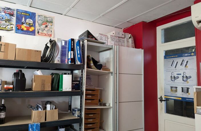 Local commercial — photo 3