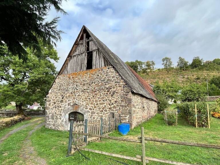 Grange — photo 1