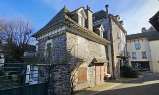 Immeuble  360 m² à vendre à Pleaux (15700)