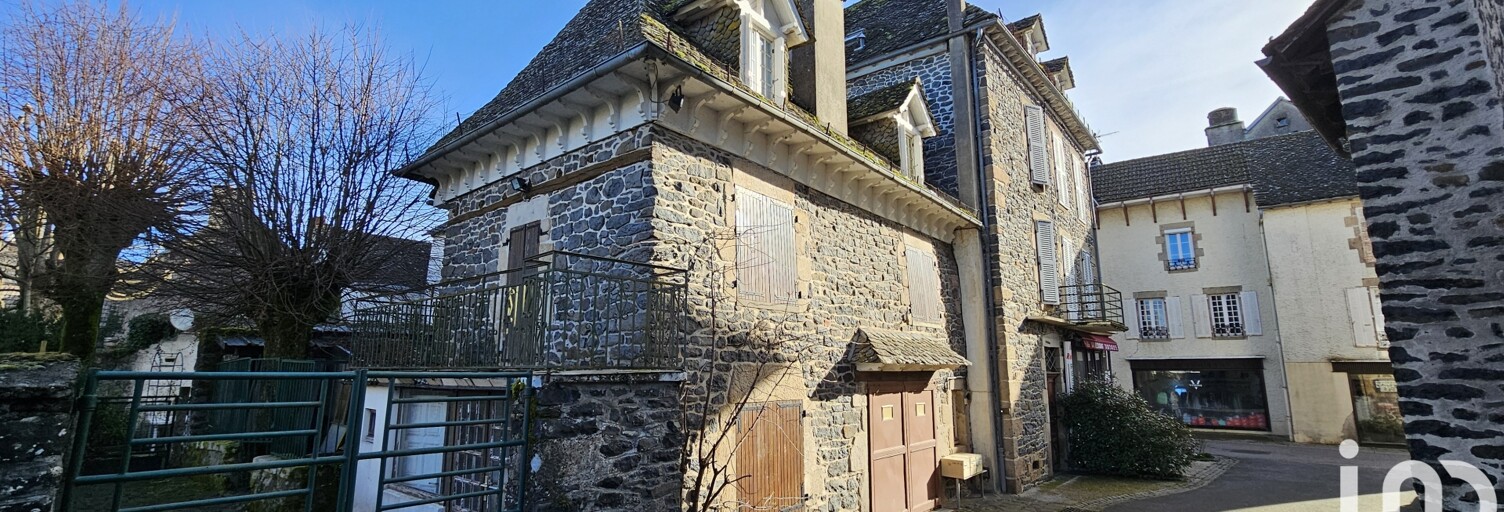 Immeuble  360 m² à vendre à Pleaux (15700)