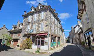 Immeuble  360 m² à vendre à Pleaux (15700)