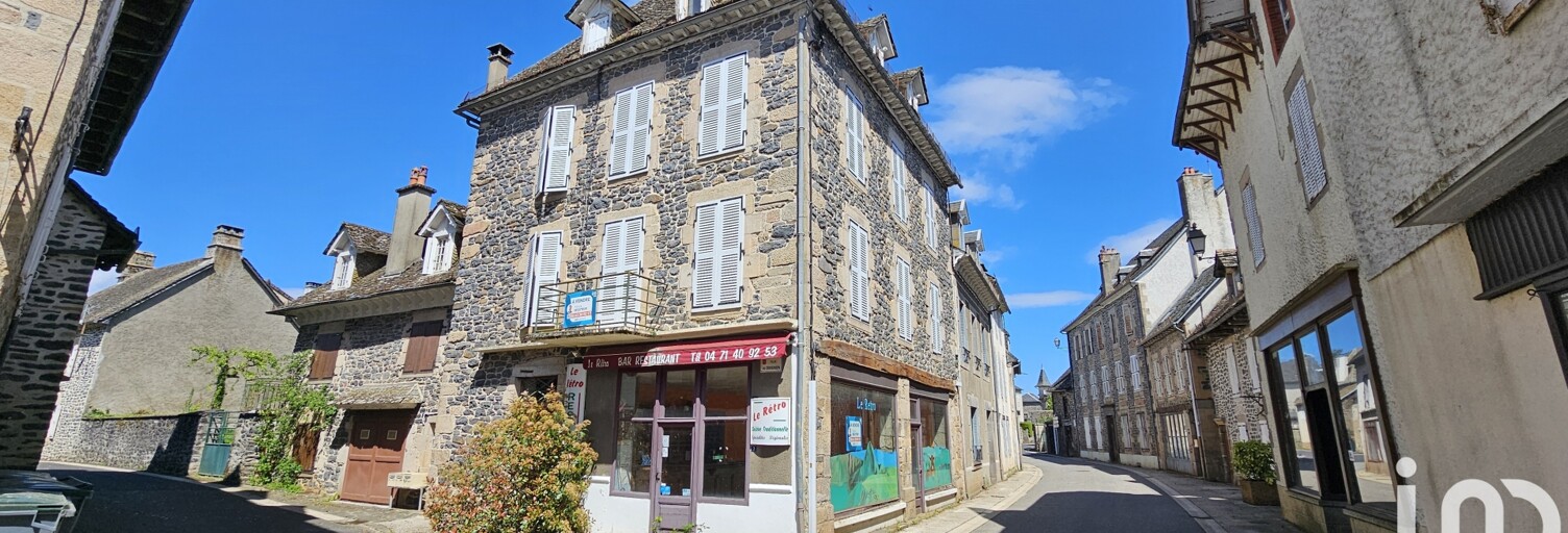 Immeuble  360 m² à vendre à Pleaux (15700)