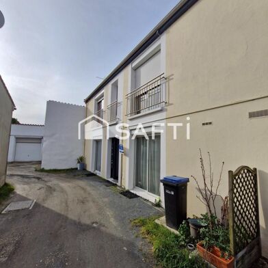 Immeuble  370000 €