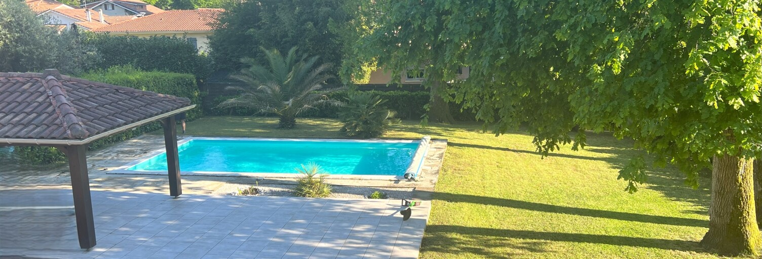 Maison 7 Pièces 179 m² à vendre à Saint-Pierre-du-Mont (40280)