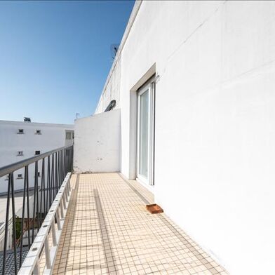 Immeuble  832000 €