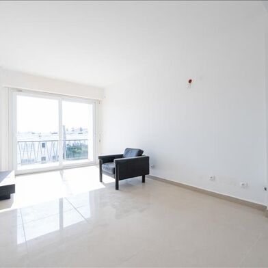 Immeuble  832000 €