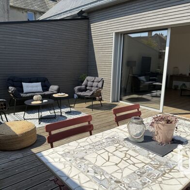 Maison 7 pièces 735800 €