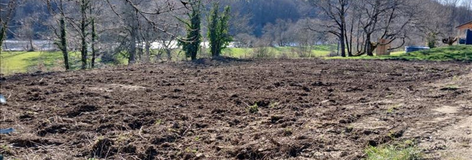 Terrain  1386 m² à vendre à Saint-Victurnien (87420)