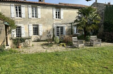 vente maison 282 000 € à proximité de Mainxe-Gondeville (16200)