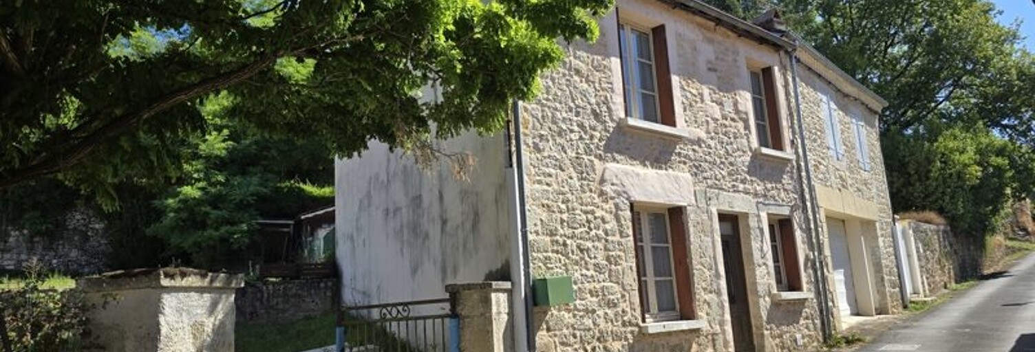 Maison 4 Pièces 77 m² à vendre à Azerat (24210)