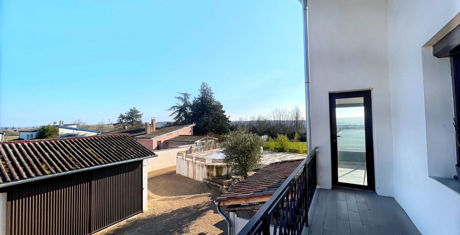 À Vendre   Maison de caractère en plein coeur du Beaujolais — photo 1