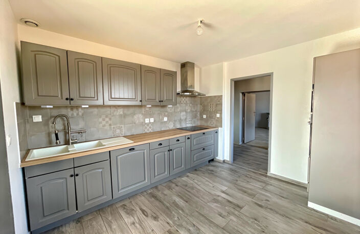 À Vendre   Maison de caractère en plein coeur du Beaujolais — photo 4