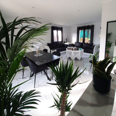 Maison 4 pièces 319000 €