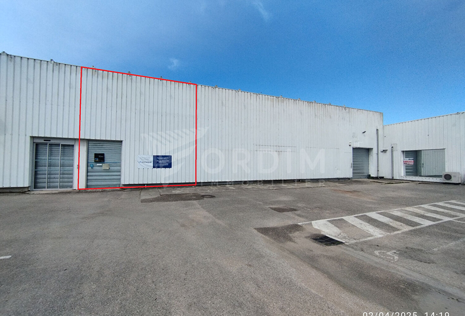 AUXERRE - 73 RUE DE MOULIN DU PRESIDENT - CELLULE COMMERCIALE DE 310M² — photo 1