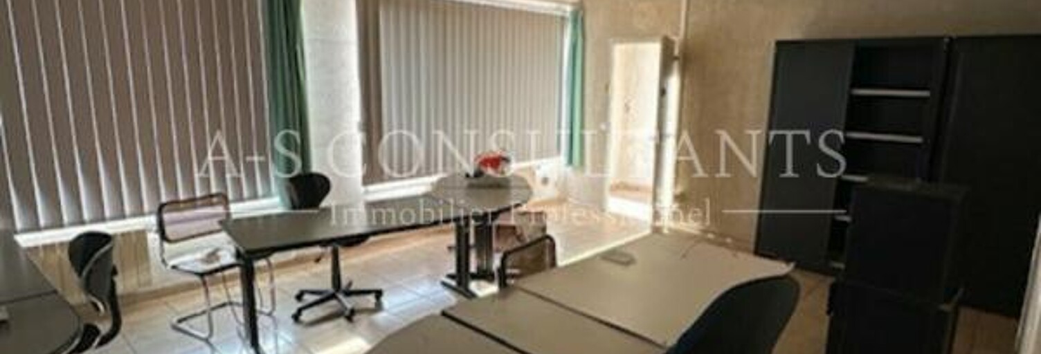 Bureau  70 m² à louer à Chambéry (73000)