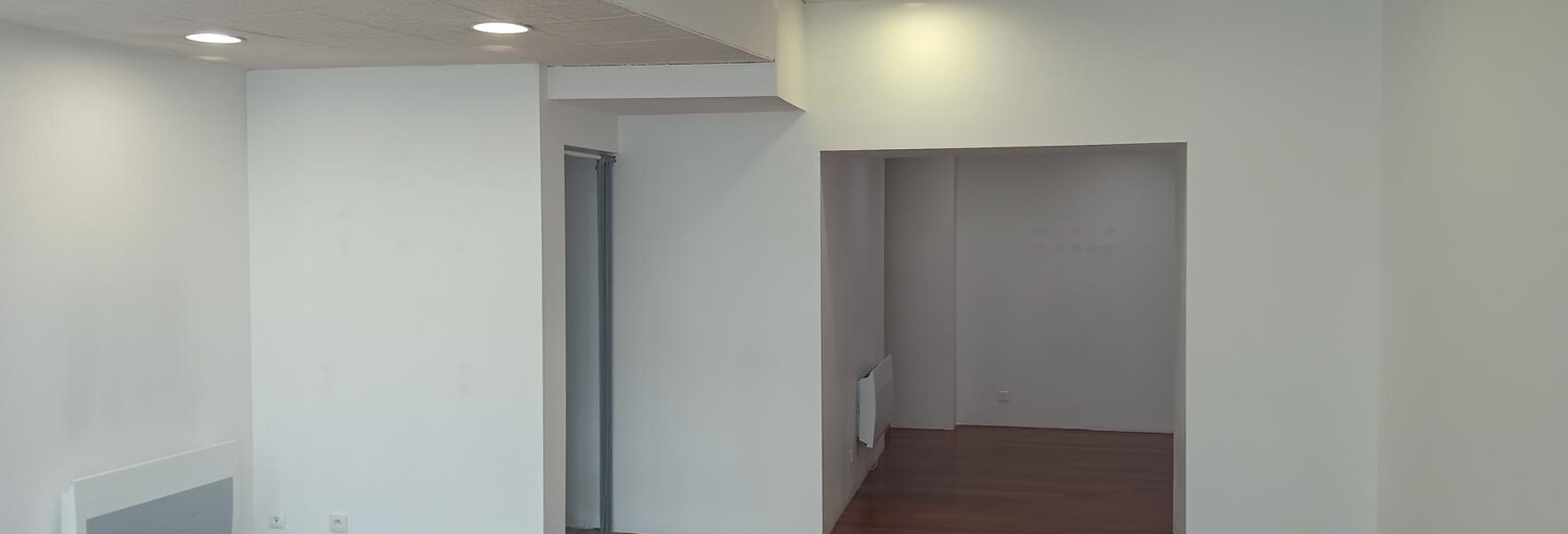 Commerce  53 m² à louer à Rodez (12000)