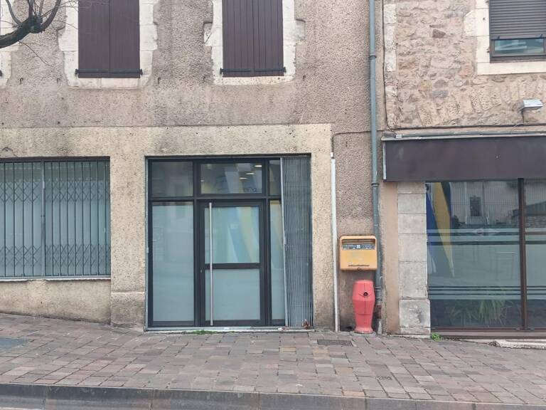 Rue Béteille, local  commercial de 55 m² environ en rdc, avec vitrine — photo 1