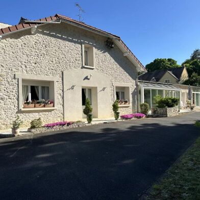 Maison 7 pièces 499000 €