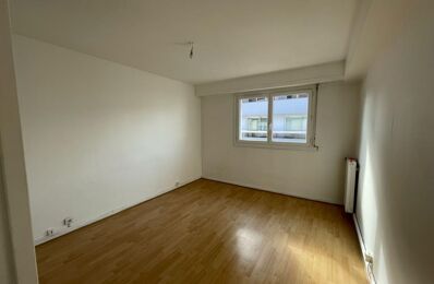 location appartement 590 € CC /mois à proximité de Serres-Morlaàs (64160)