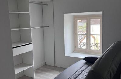 location appartement 385 € CC /mois à proximité de Saint-Laurent-des-Autels (49270)