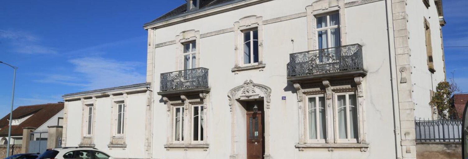 Maison 8 Pièces 300 m² à vendre à Autun (71400)