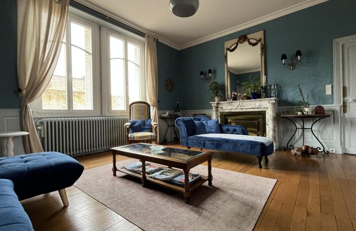 Maison bourgeoise à vendre au centre ville d'Autun — photo 2
