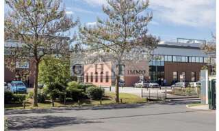 Local industriel  720 m² à louer à Villeneuve-la-Garenne (92390)